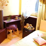 Residenza San Faustino 4* Roma