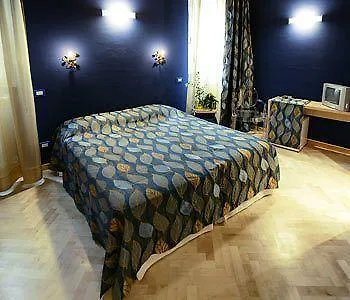 فندق مبيت وإفطار San Faustino Rome Colosseum 4*