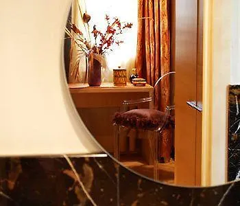 فندق مبيت وإفطار San Faustino Rome Colosseum 4*