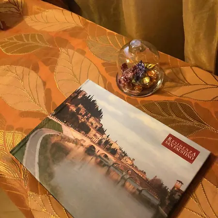 فندق مبيت وإفطار San Faustino Rome Colosseum 4*