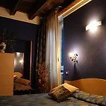 San Faustino Rome Colosseum 4*
